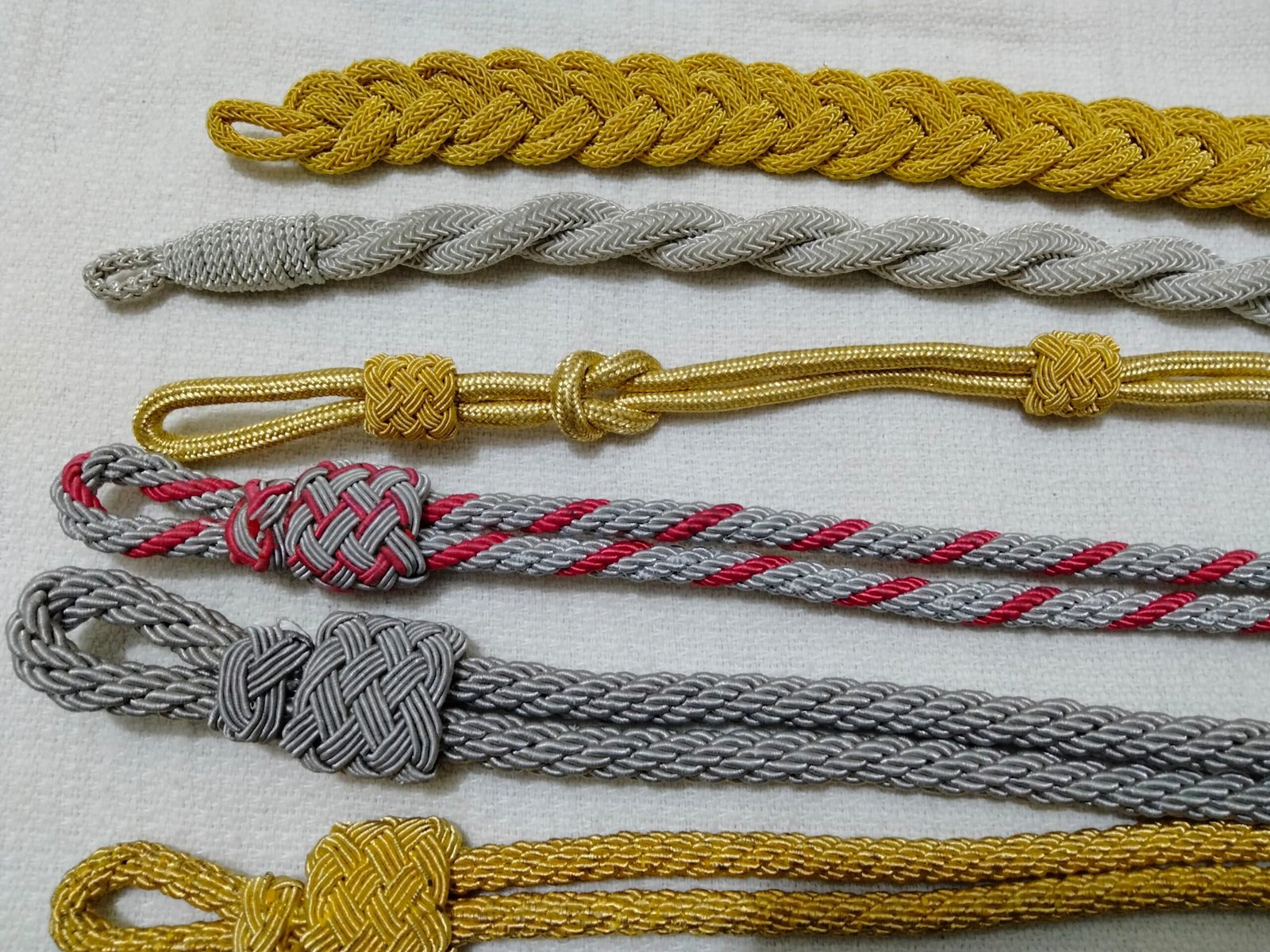 Cap Cord Aiguillettes